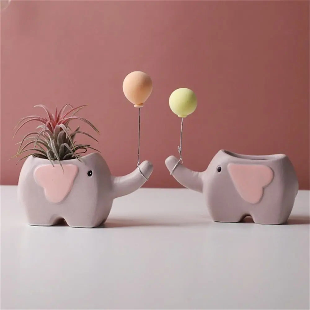 Decorative dinosaur flower pot for a playful home decor touch