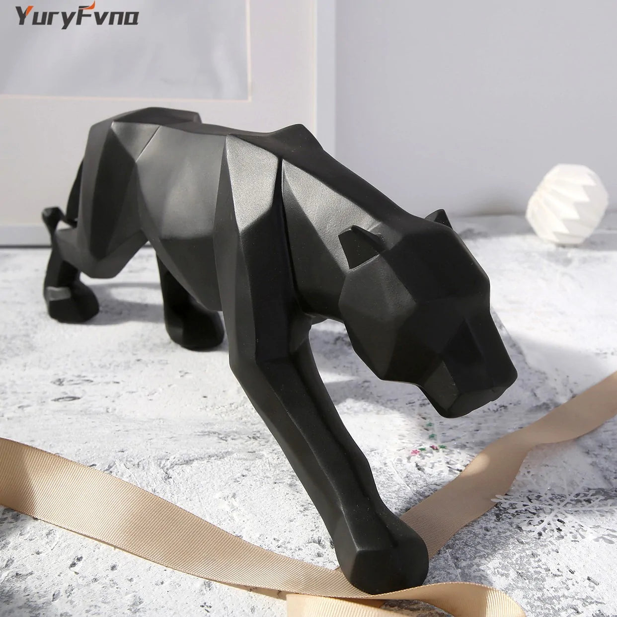 Abstract resin leopard statue for modern home office decor