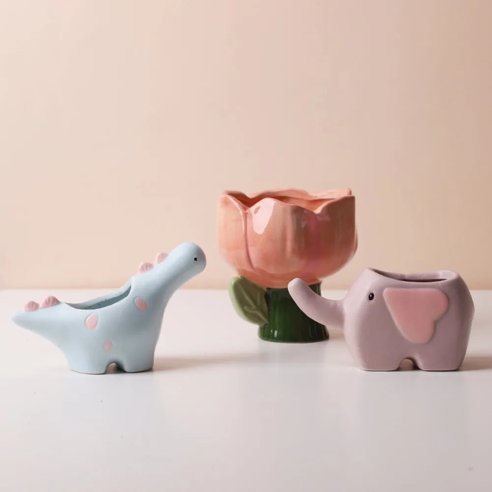 Decorative dinosaur flower pot for a playful home decor touch